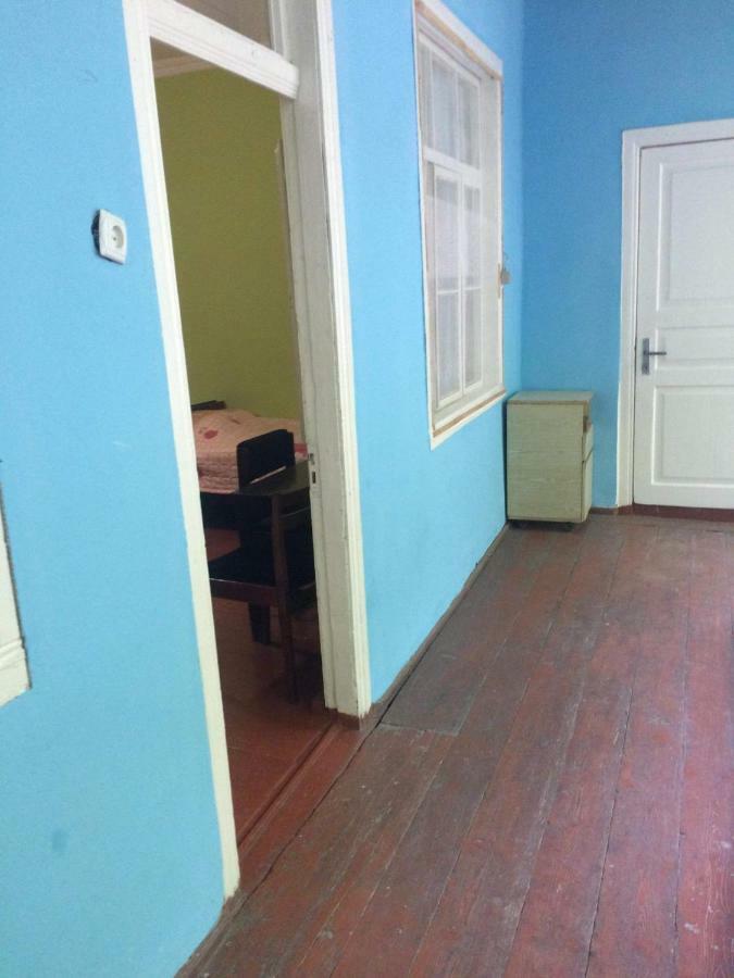 Guesthouse Malkhazi Borjomi Bagian luar foto